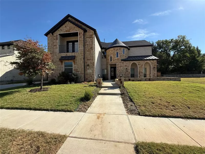 8512 Fresh Meadows Road, North Richland Hills, TX 76182