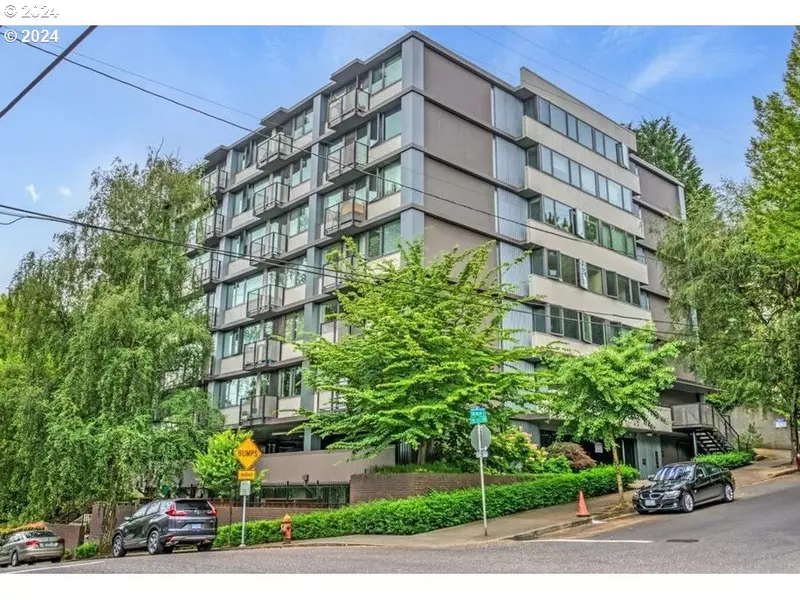 2020 SW MAIN ST #405, Portland, OR 97205