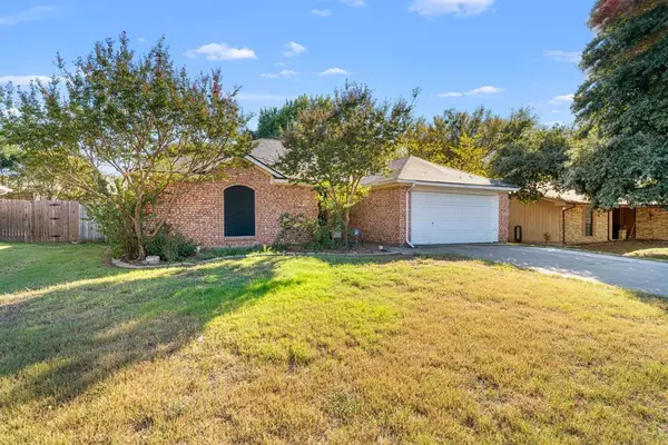 Kennedale, TX 76060,217 Arthur Drive