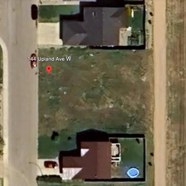 Brooks, AB T1R 1M9,144 Upland AVE