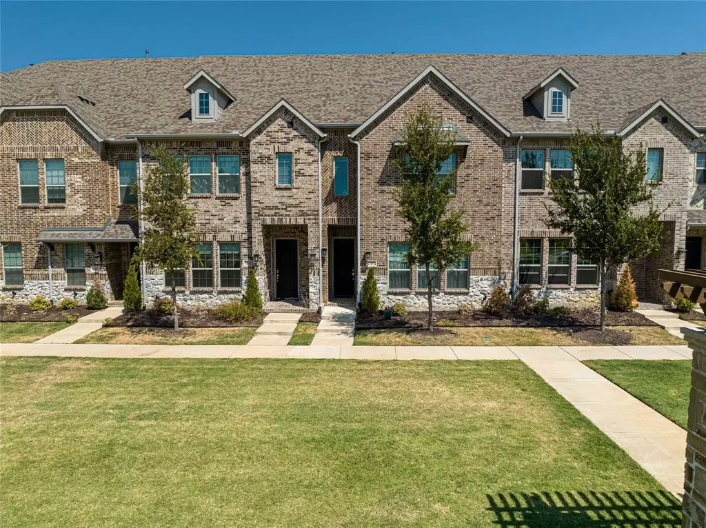 Farmers Branch, TX 75234,1451 Perrin Lane