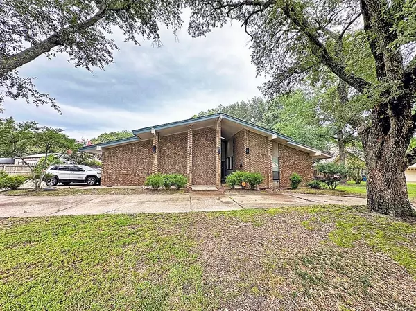 Athens, TX 75751,110 Penny Lane