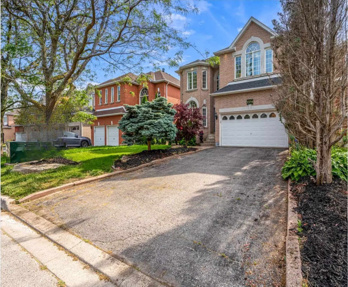 Pickering, ON L1V 6Z1,1794 White Cedar DR