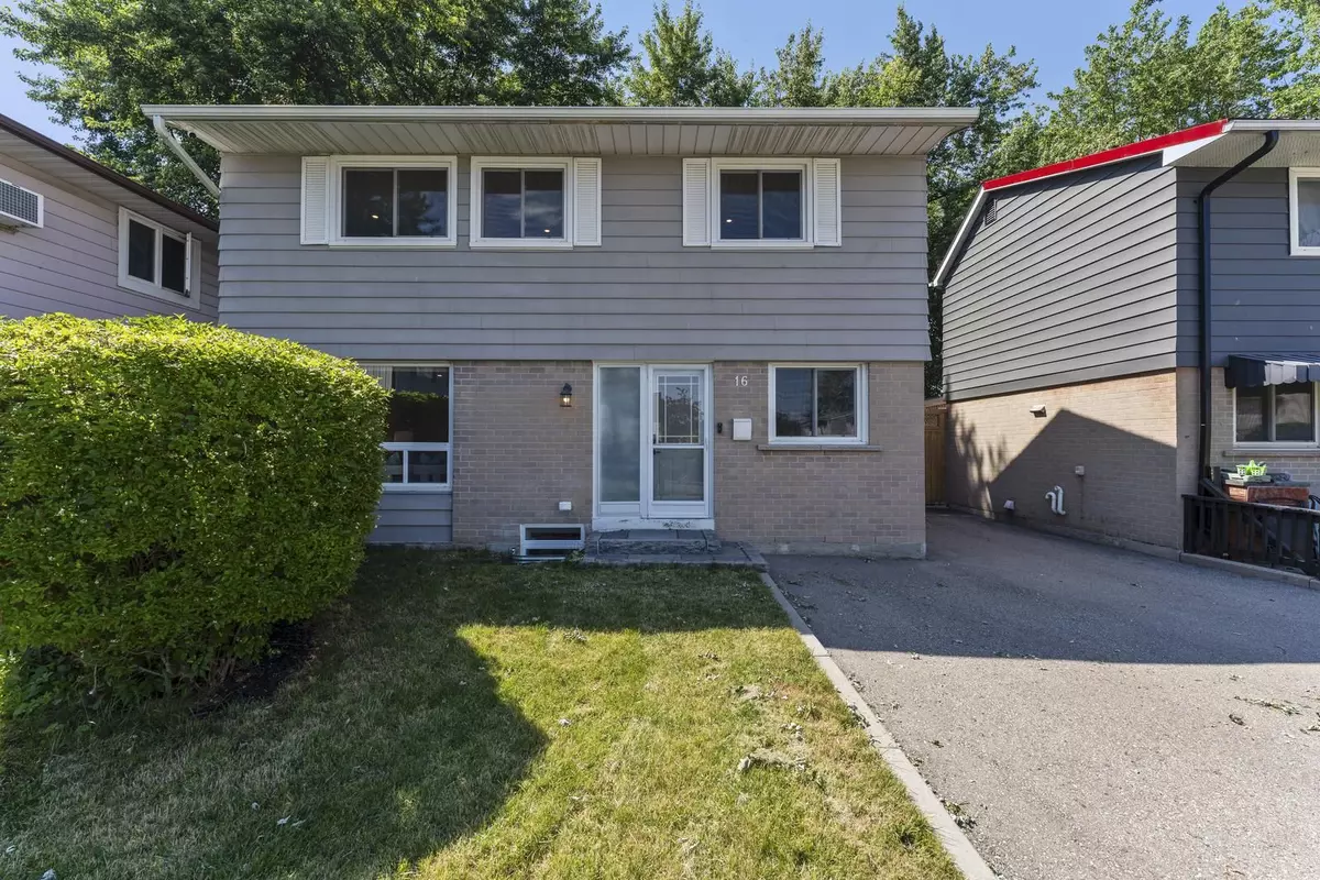 Brampton, ON L6S 2C2,16 Hindquarter CT