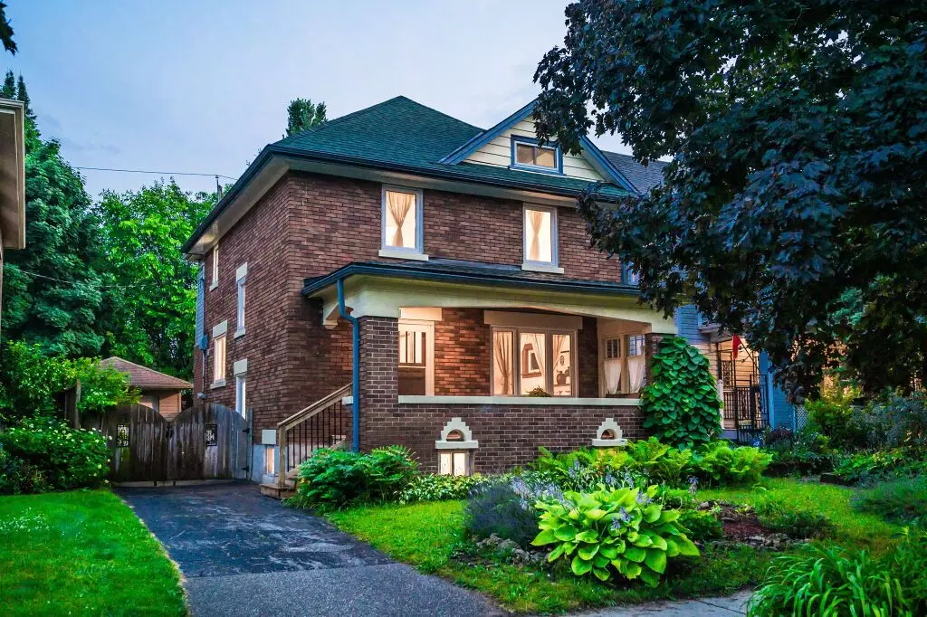 Kitchener, ON N2M 1X1,115 Homewood AVE