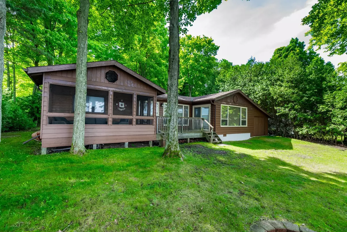 Smith-ennismore-lakefield, ON K9J 6X2,308 Fothergill Isle N/A