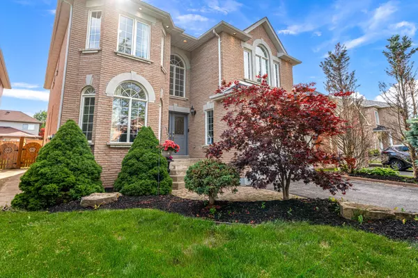 Pickering, ON L1V 6Z1,1794 White Cedar DR