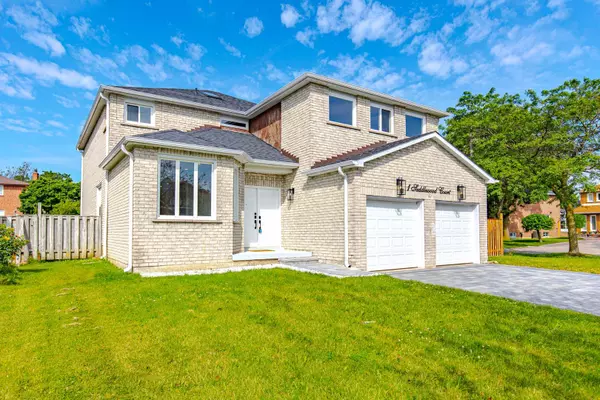 Markham, ON L3R 8S8,1 Saddlewood CT