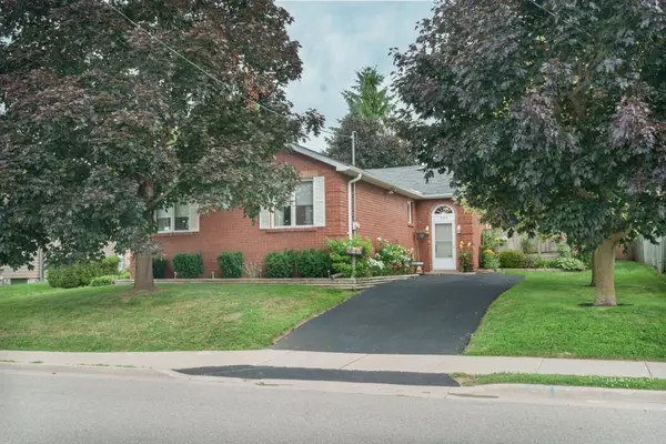 Bradford West Gwillimbury, ON L3Z 1K1,165 Frederick ST