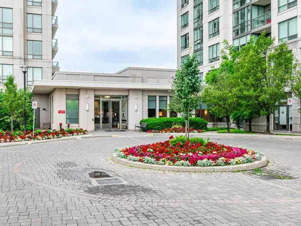 Vaughan, ON L4J 9A4,88 Promenade CIR #1604