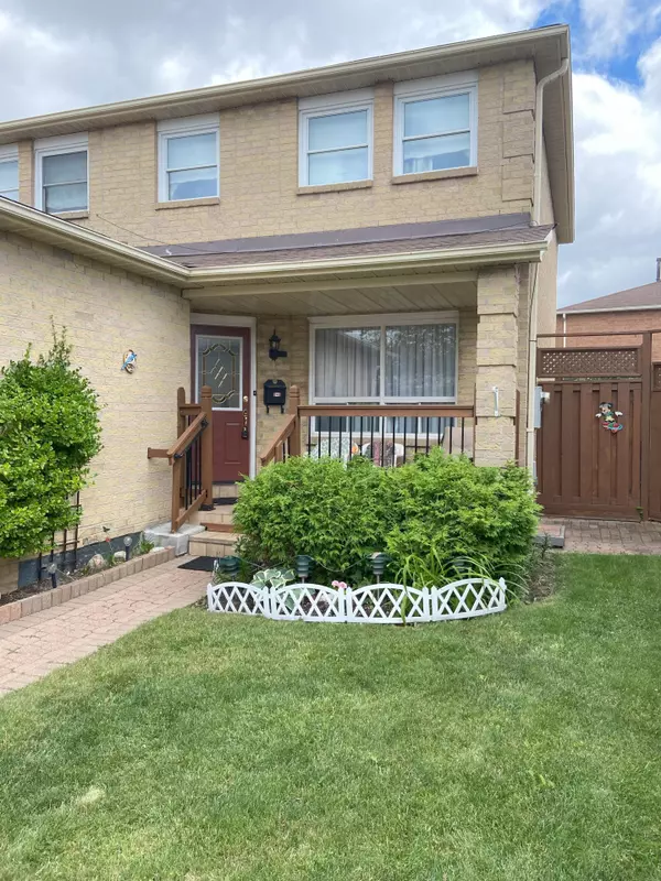 Mississauga, ON L5R 1L6,180 Kingsbridge Garden CIR