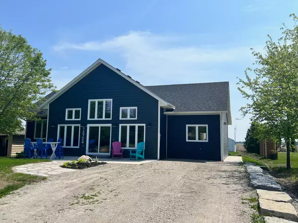 Bluewater, ON N0M 2T0,73724 Crest Beach S RD