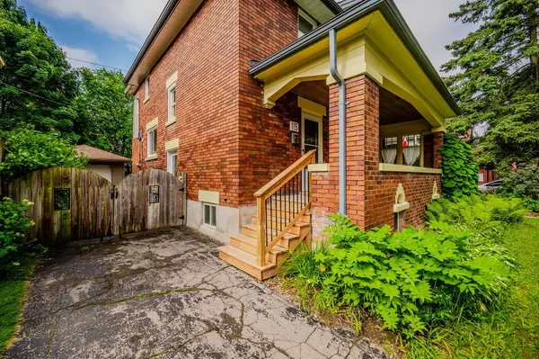 Kitchener, ON N2M 1X1,115 Homewood AVE