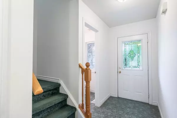 Guelph, ON N1G 5E9,75 Terraview CRES