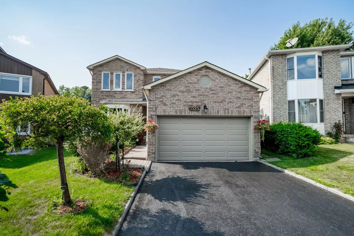 Pickering, ON L1X 2K8,1525 Somergrove CRES