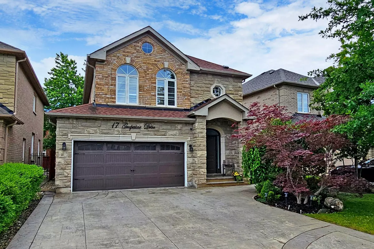 Vaughan, ON L4H 2W3,17 Grapevine DR