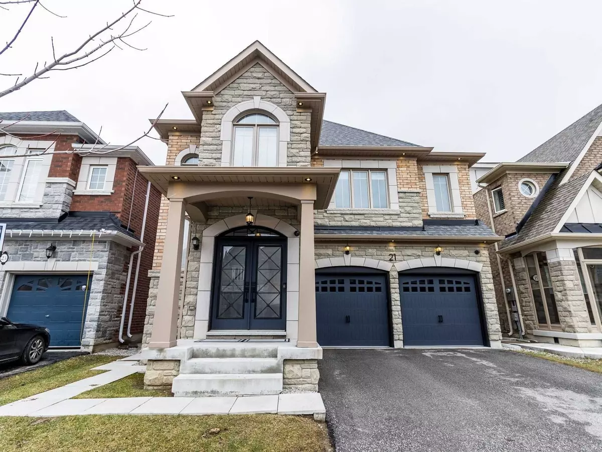 Brampton, ON L7A 4L4,21 Fann DR