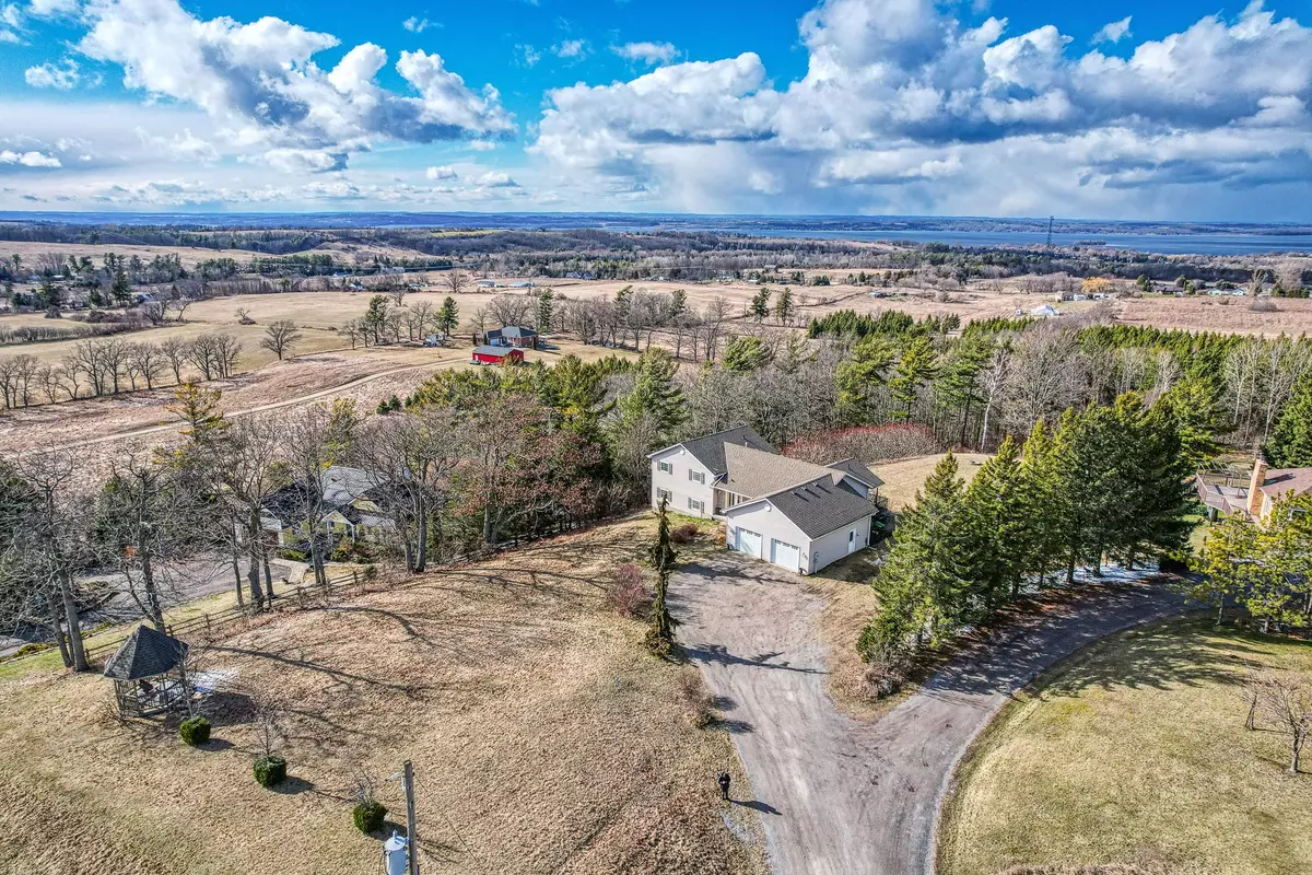 Hamilton Township, ON K0K 1C0,9710 Oak Ridges DR