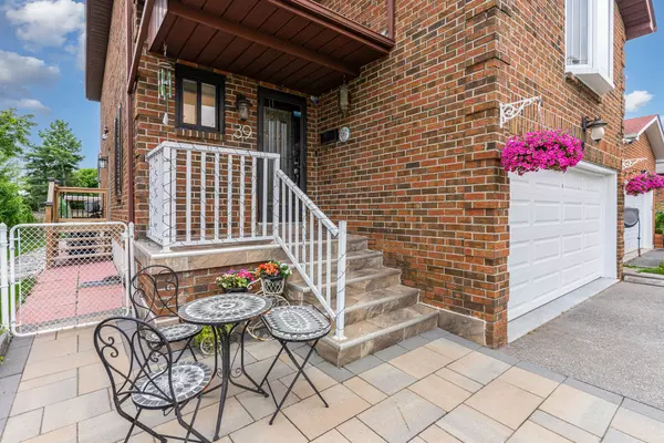 Toronto E10, ON M1C 3W6,39 Tarsus CRES