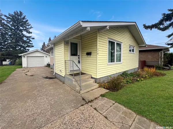 110 31st STREET W, Prince Albert, SK S6V 4R8