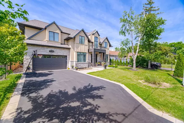 Oakville, ON L6K 1Y3,574 Stephens CRES W