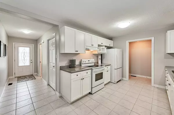 Guelph, ON N1E 0K2,93 Mussen ST