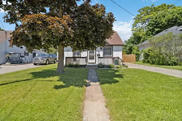 Brantford, ON N3S 5B8,140 Alice ST