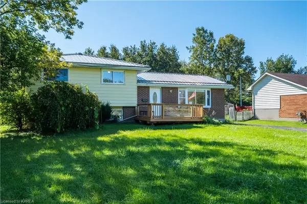 Quinte West, ON K8R 1G1,1195 MOIRA ST W