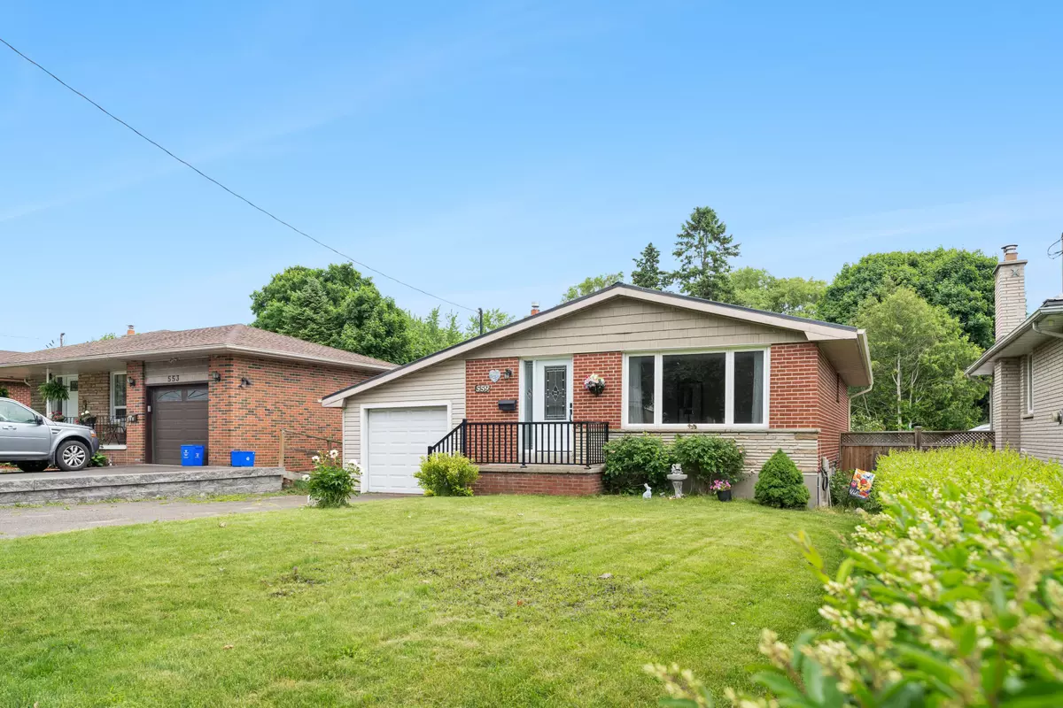 Oshawa, ON L1H 6V4,559 Harmony RD S