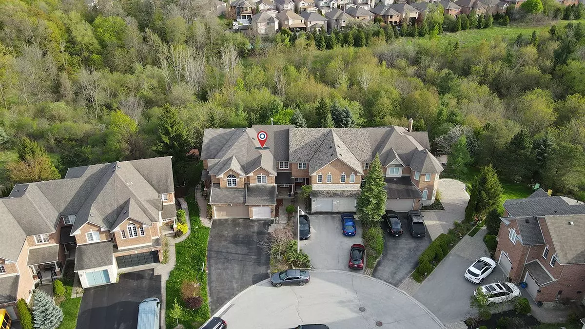 Richmond Hill, ON L4S 2H8,29 Edgemont CT