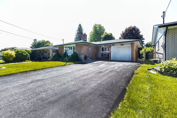 Oshawa, ON L1G 2B7,459 Bernhard CRES