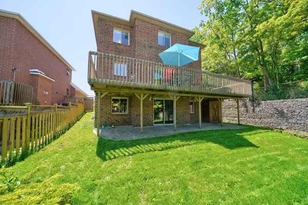 Newmarket, ON L3Y 8M3,519 Londry CT