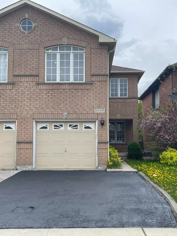 Mississauga, ON L5V 2T5,5958 Ridgecrest TRL