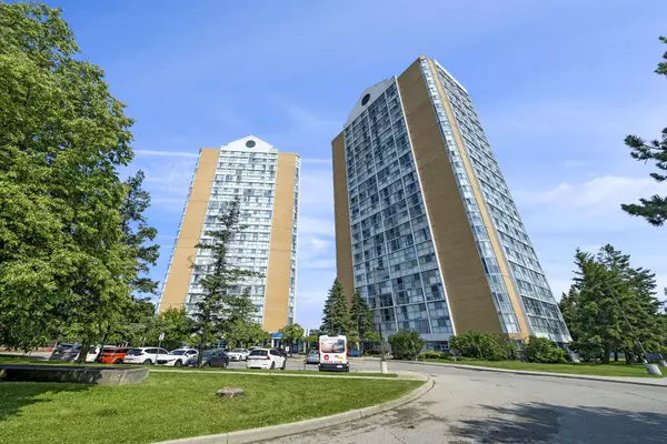 Mississauga, ON L4Z 3L6,35 Trailwood DR #2012