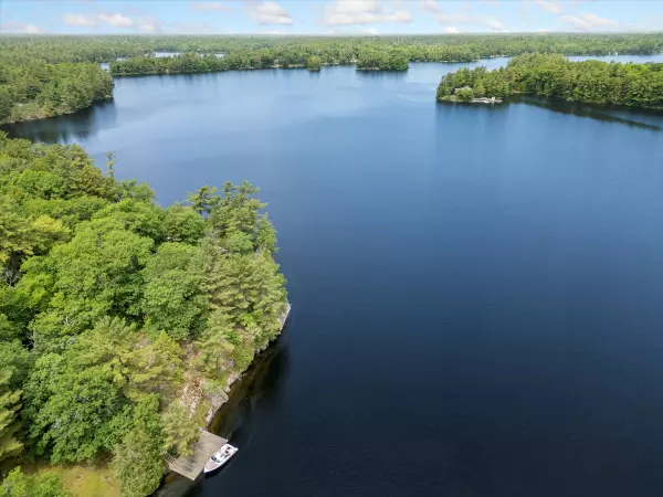 Georgian Bay, ON L0K 1S0,462 Island 90 Six Mile Lake N/A