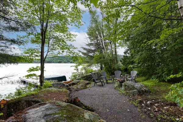 Lake Of Bays, ON P0B 1A0,1077 Watson RD