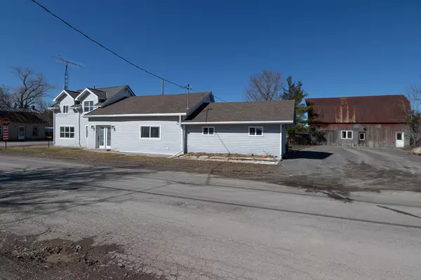 Greater Napanee, ON K0K 2W0,585 Westplain RD