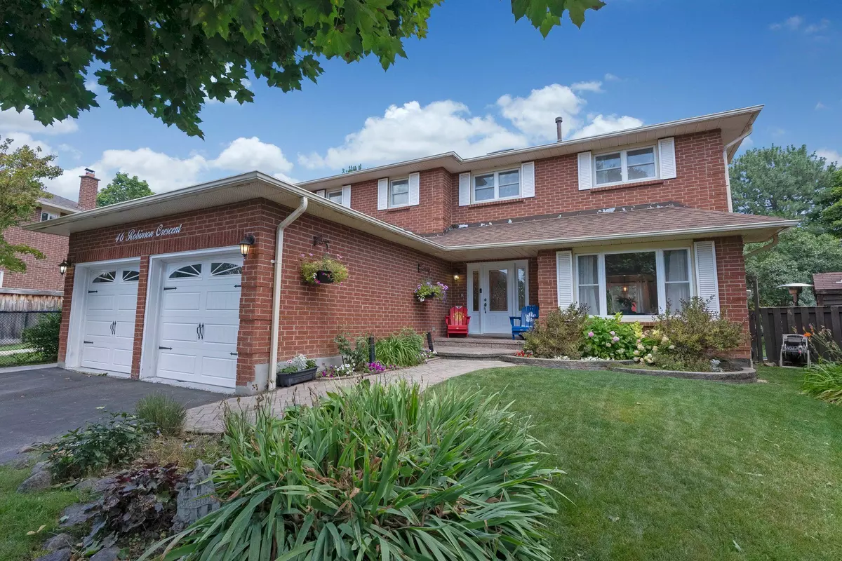 Whitby, ON L1N 6W5,46 Robinson CRES