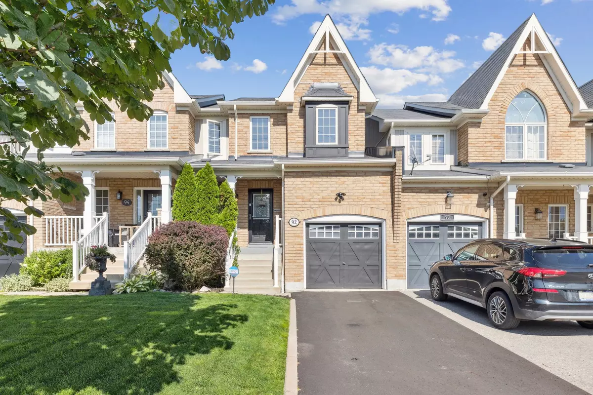 Whitby, ON L1M 0E1,92 Shrewsbury DR