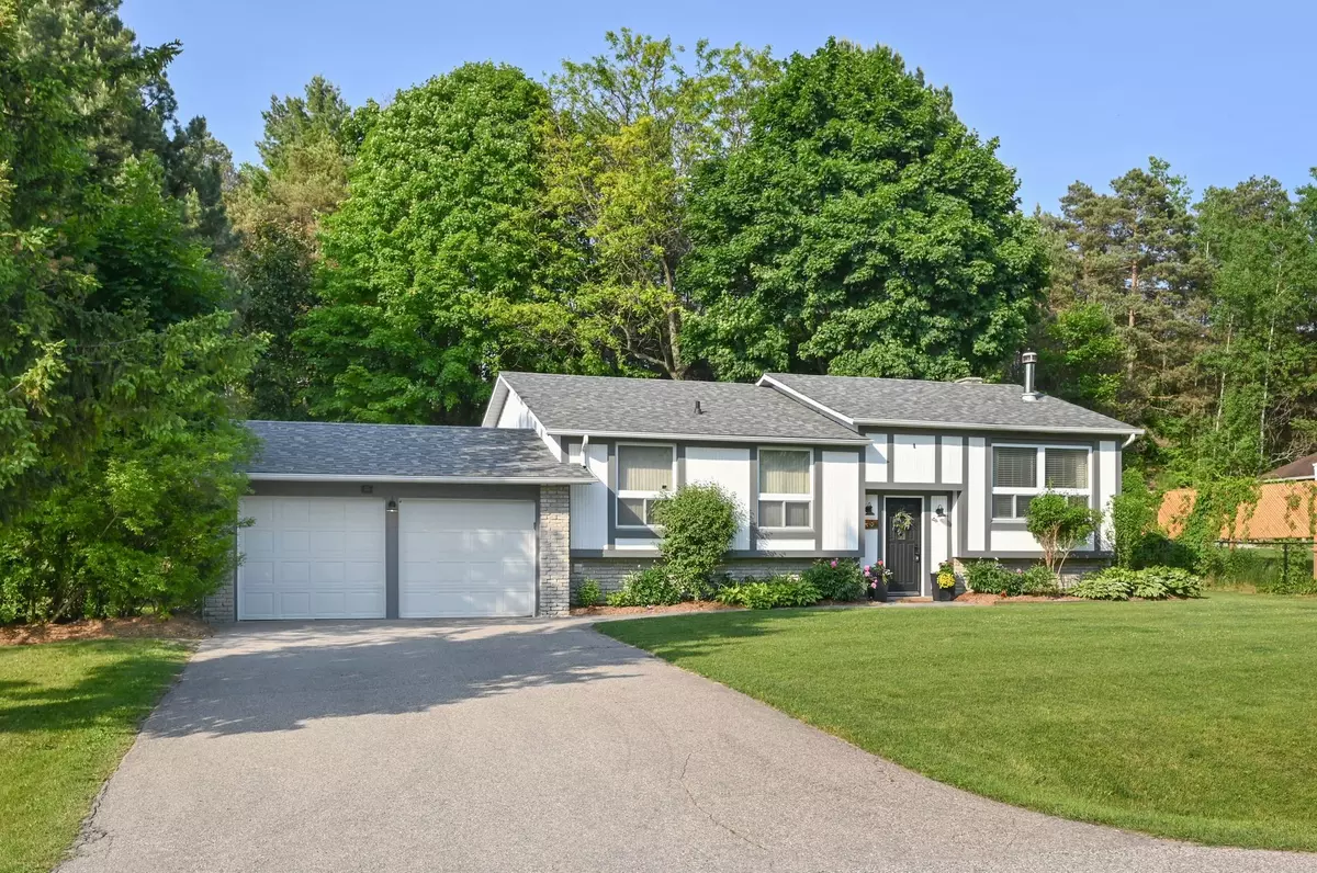 Caledon, ON L7E 0M4,38 Pineridge DR