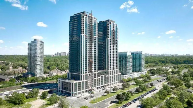 Toronto W01, ON M6S 1A1,1928 Lakeshore BLVD W #1801