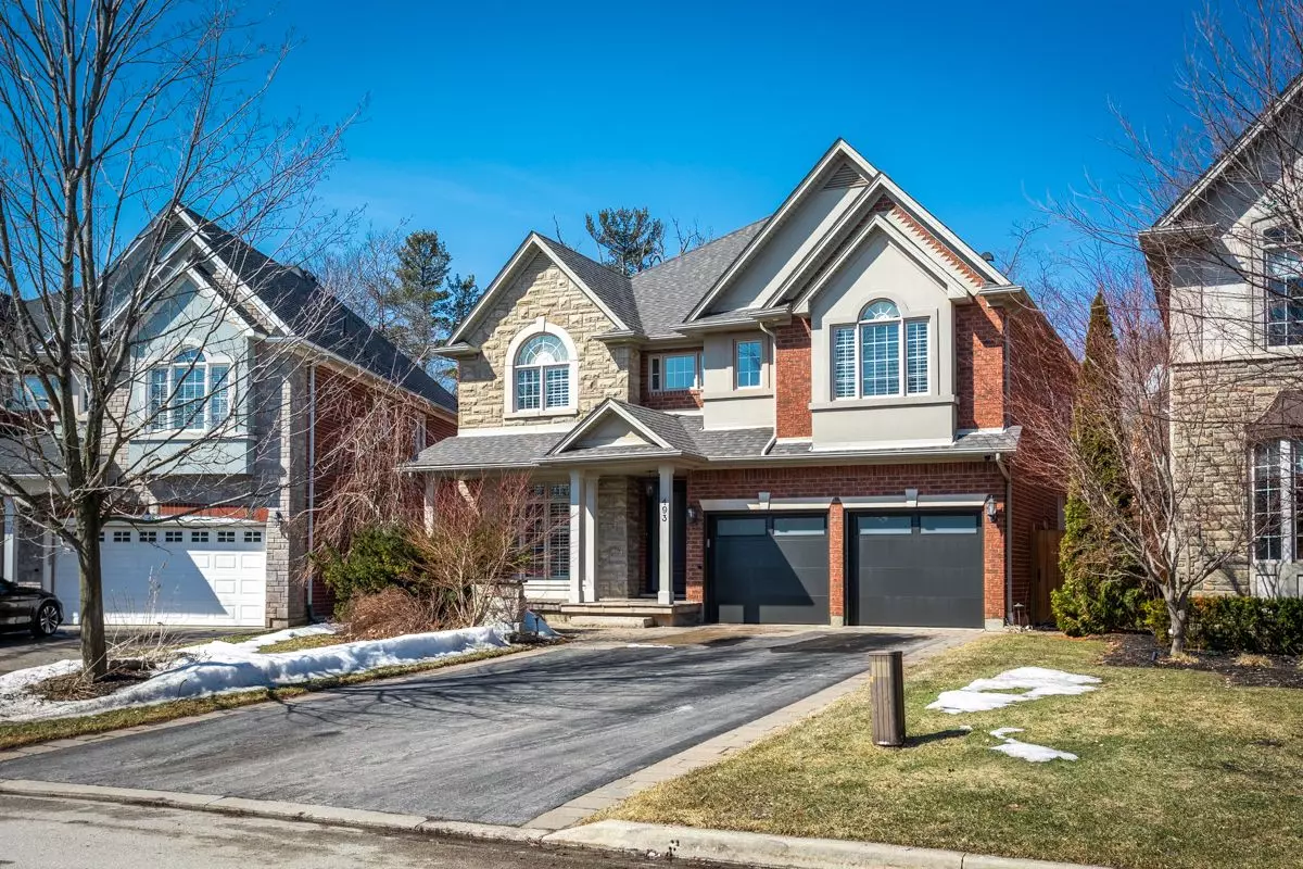 Oakville, ON L6H 7L2,493 Spruce Needle CT