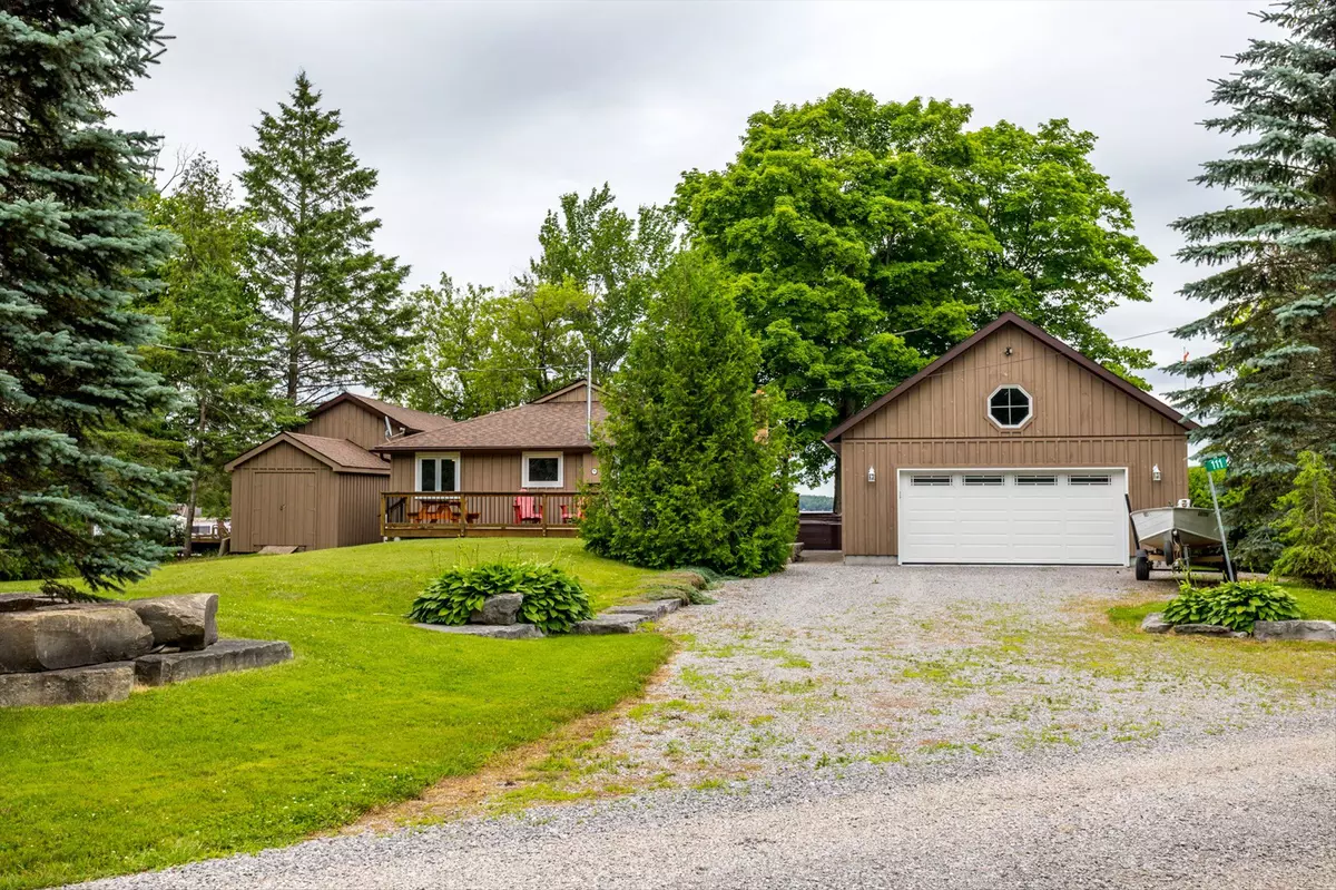 Kawartha Lakes, ON K0M 1A0,111 Crescent DR