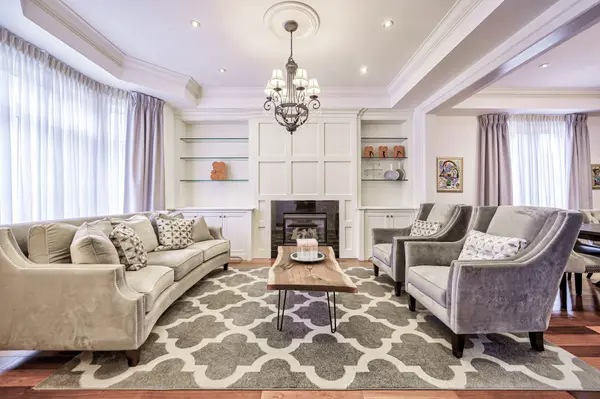 Toronto C06, ON M3H 2L3,37 Reiner RD