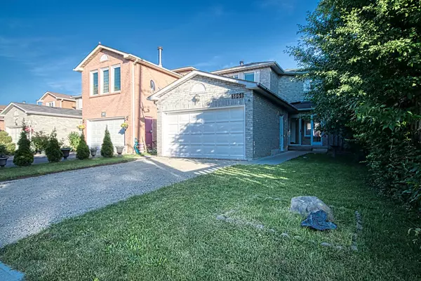 Pickering, ON L1V 6H6,1861 Bainbridge DR