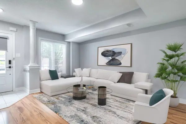 Toronto E04, ON M1L 0H4,80 Lily Cup AVE