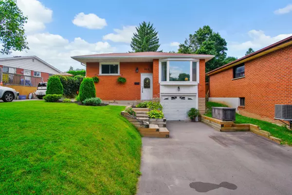 Oshawa, ON L1H 2H9,888 Walnut CT