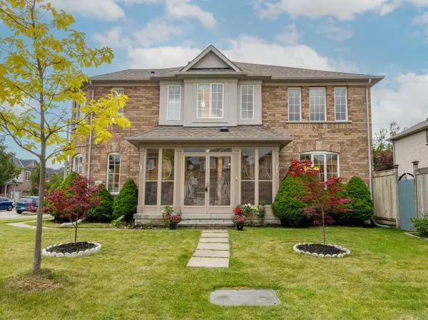 Richmond Hill, ON L4B 4L2,54 Waterton CRES