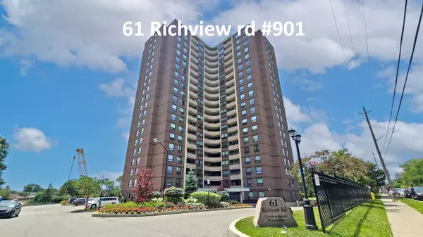 Toronto W09, ON M9A 4M8,61 Richview RD #901