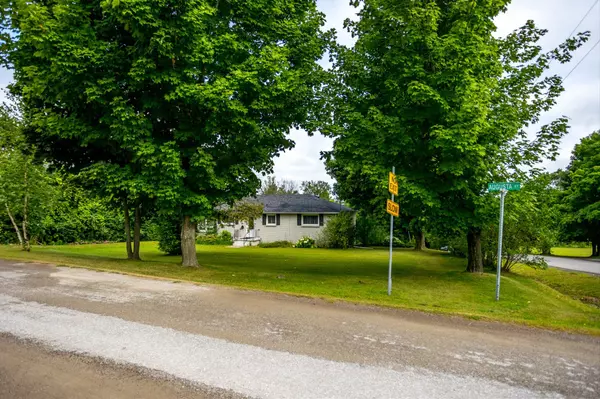 Kawartha Lakes, ON K0M 1L0,193 KENNEDY BAY RD